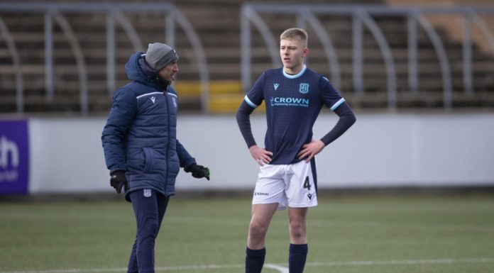 阿森纳考察邓迪fc中卫格拉汉姆