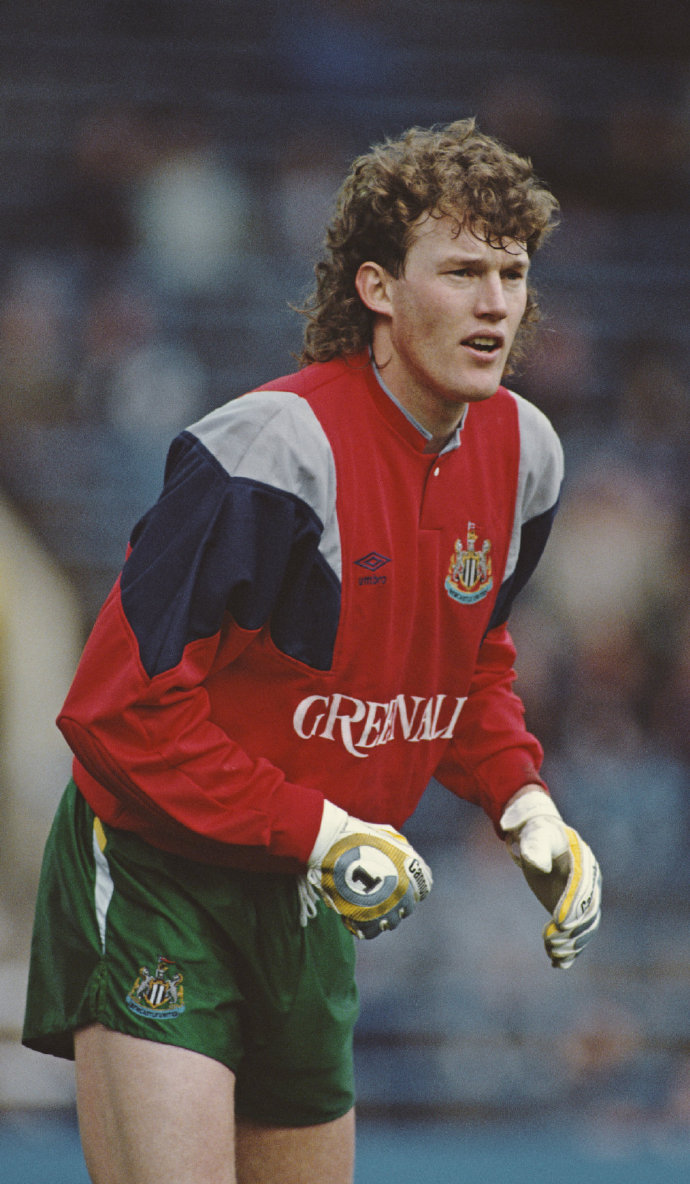 911988年的今天,戴夫·比桑特从温布尔登转会加.|纽卡斯尔联|懂球帝