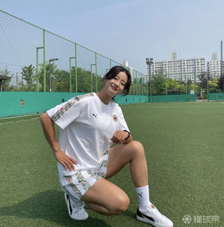 韩国女足崔宥利近照28岁167cm效力于仁川