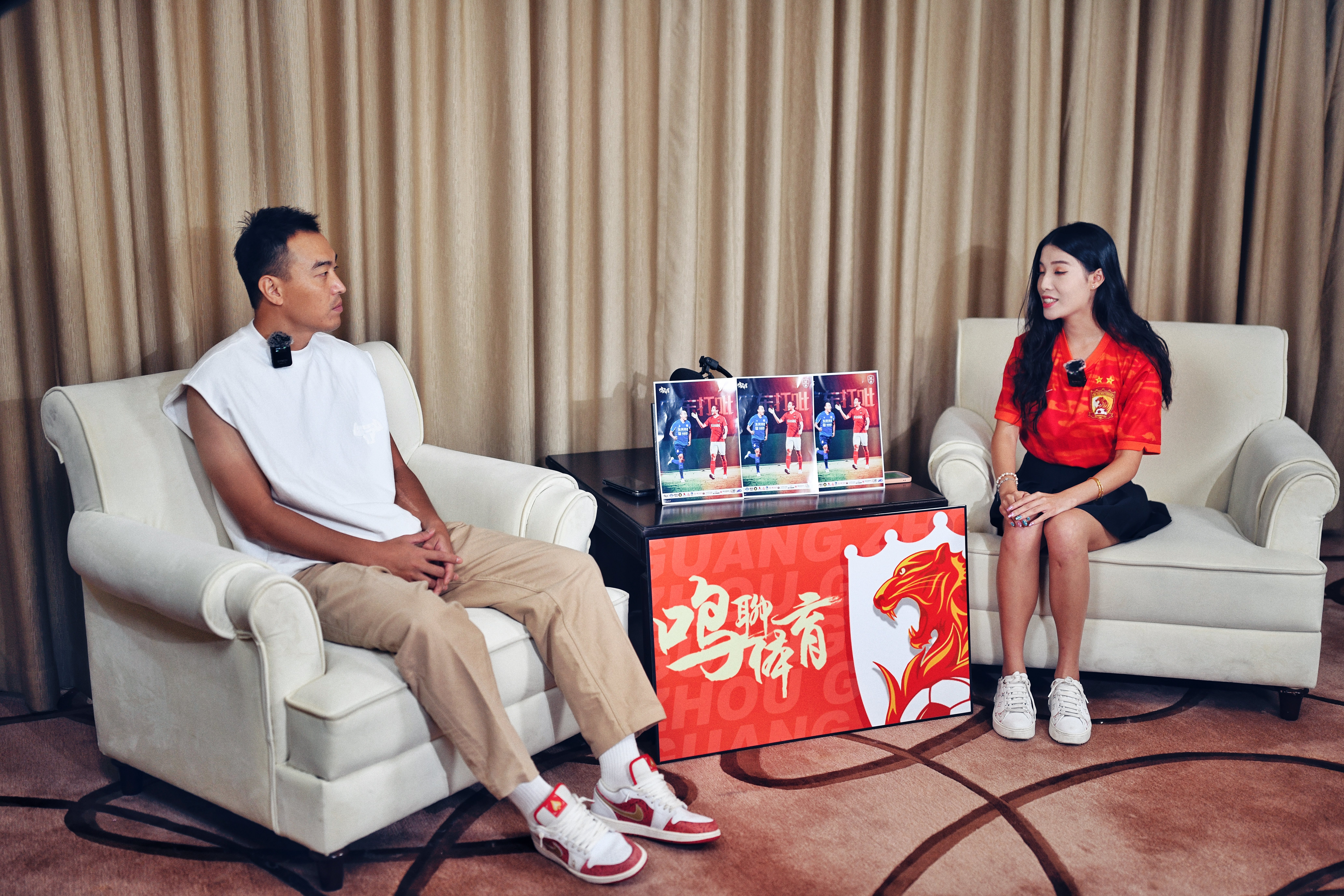 包含乐鱼体育:老将冯潇霆“重返国家队”，球迷：希望他能发挥经验，稳定后防！的词条