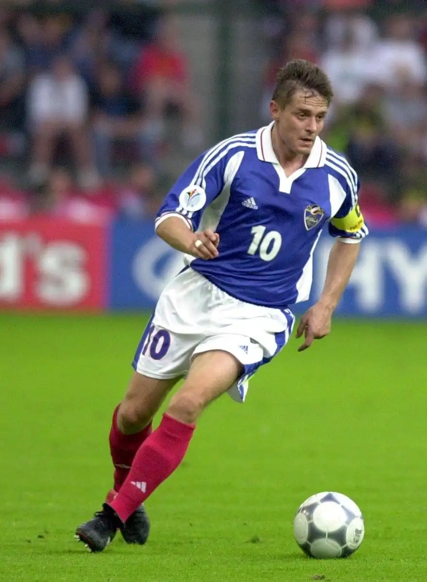 巨星级5人:斯托伊科维奇传奇级1人:萨维切维奇(ac米兰)球王级:空缺