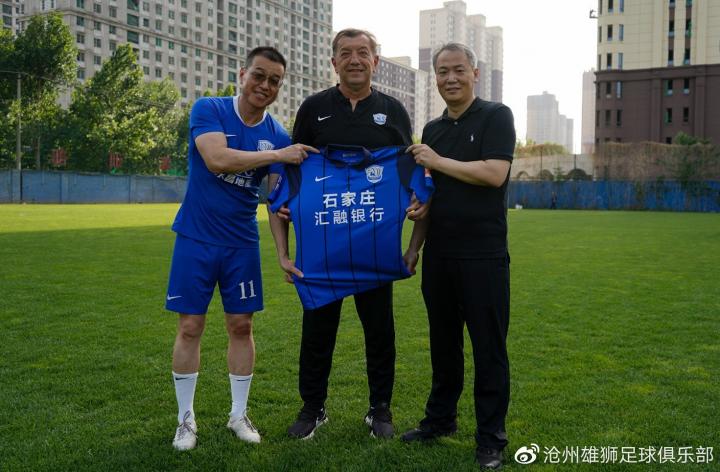 多宝体育- 多宝体育官方网站- 多宝体育APP下载 DUOBAO SPORTS奥格斯堡 vs 沃夫斯堡：一场伤病大战的激情对决