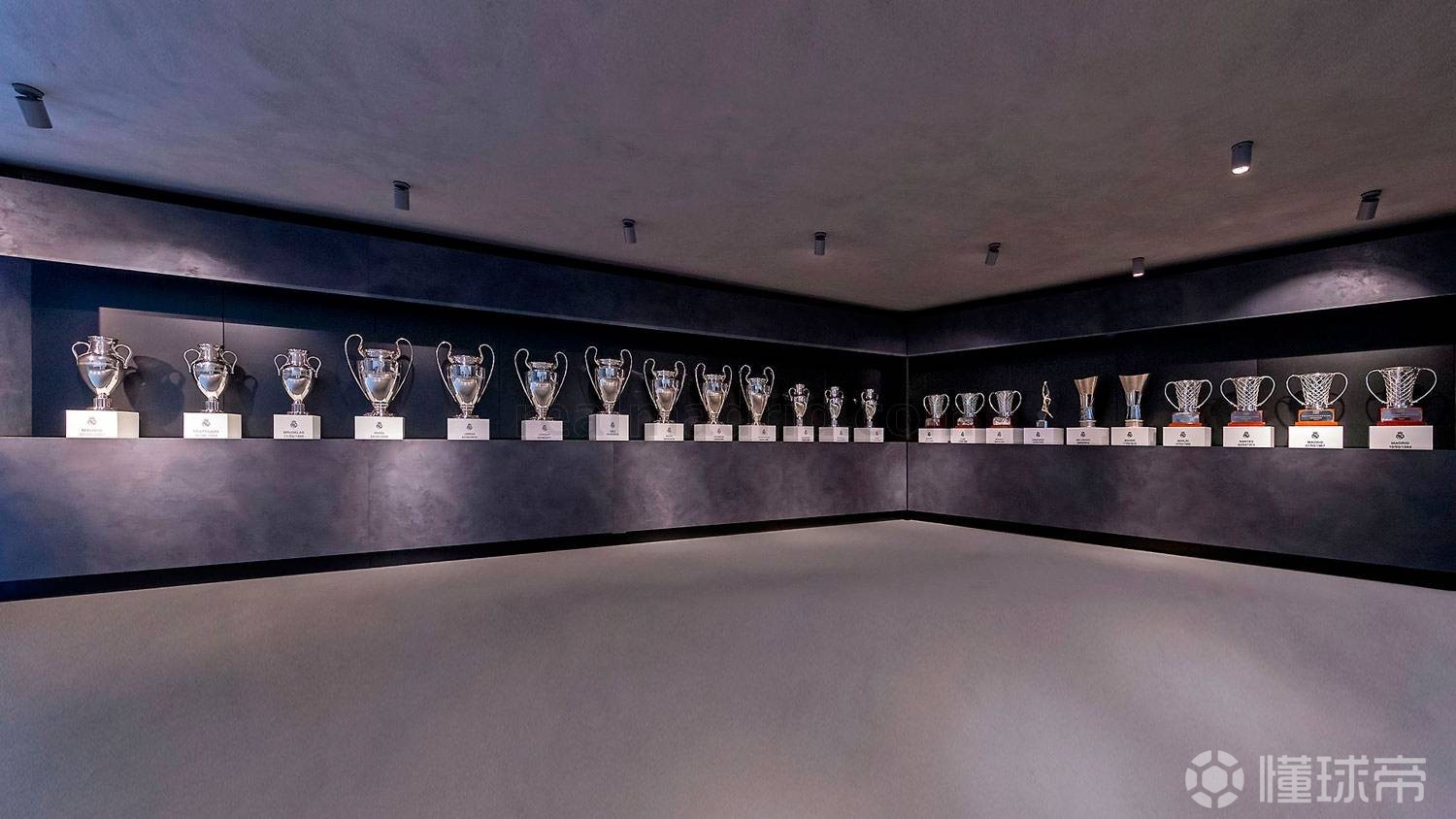 第14冠落位皇马荣誉室欧冠奖杯已更新为14座