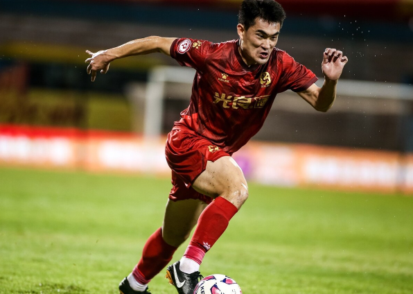 原青岛黄海队长任中乙新军淄博齐盛主帅,张军短暂执教后离任|刘清