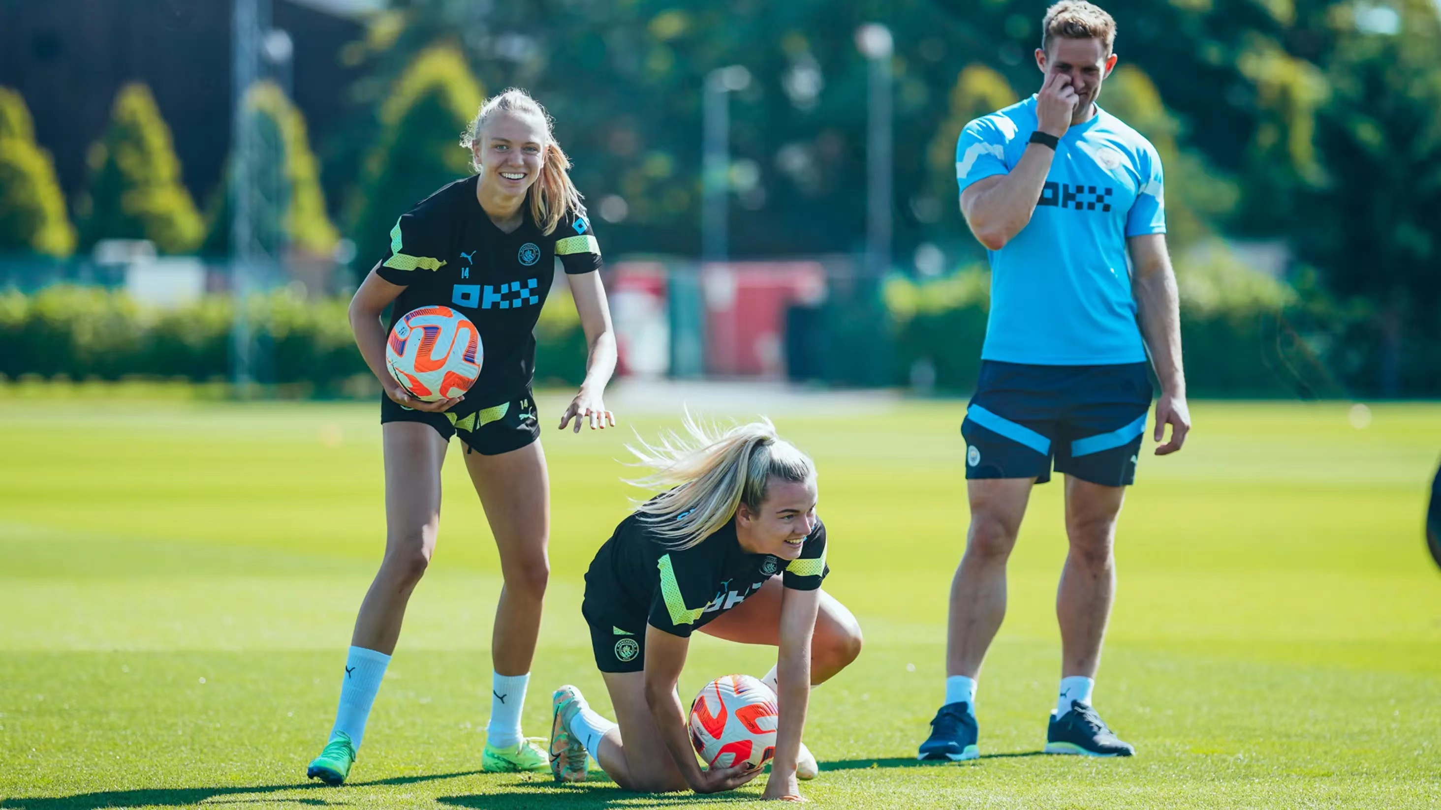 曼城女足训练:新赛季即将到来(视频 图集 全队)