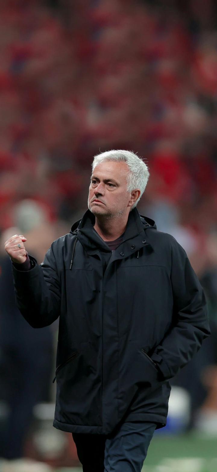 穆里尼奥壁纸[就压着打]|罗马|穆里尼奥|懂球帝