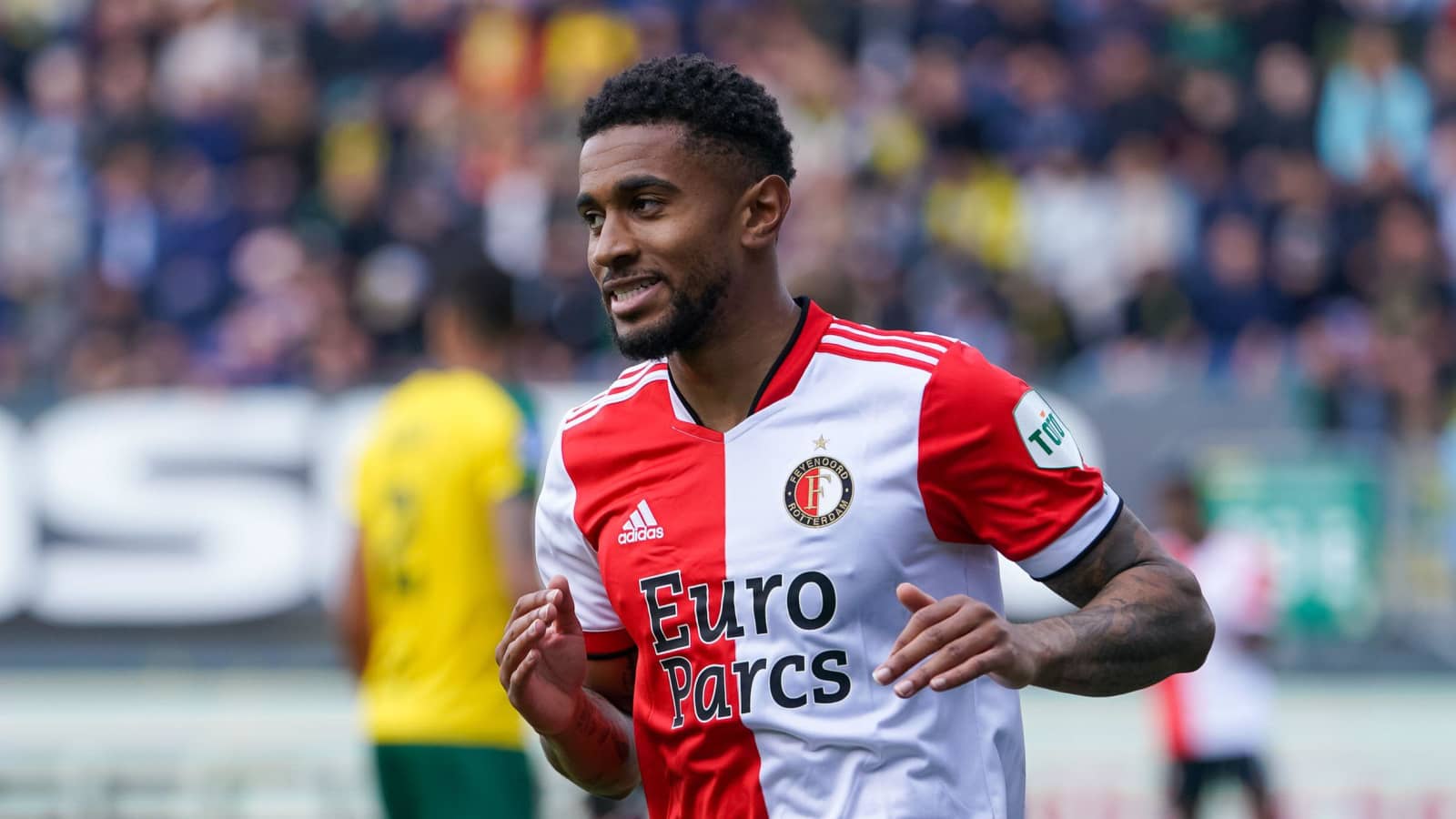 《电讯报》报道称在阿森纳边锋在荷甲的租借期结束后,费耶诺德正在为