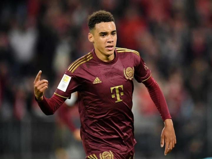 穆夏拉被图片报读者评选为拜仁年度最佳球员后表