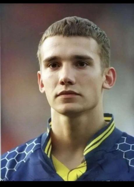 曾经年少爱追梦舍甫琴科的小鲜肉时期