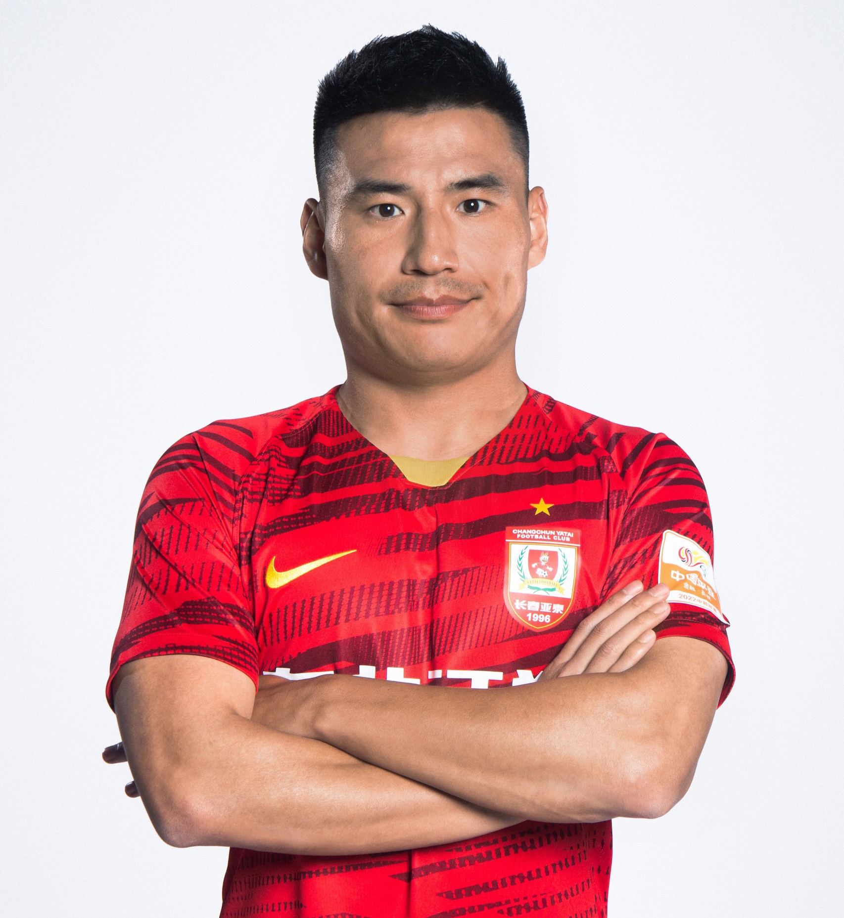 13年蛰伏终获回报超级替补程长城的足球生活同样精彩