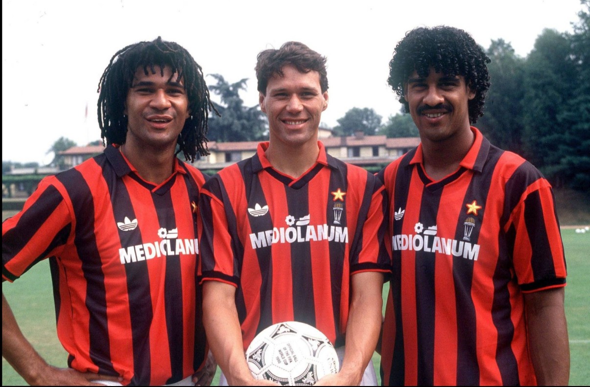 "荷兰三剑客"马尔科·范巴斯滕,路德·古利特,弗兰克·里杰卡尔德.