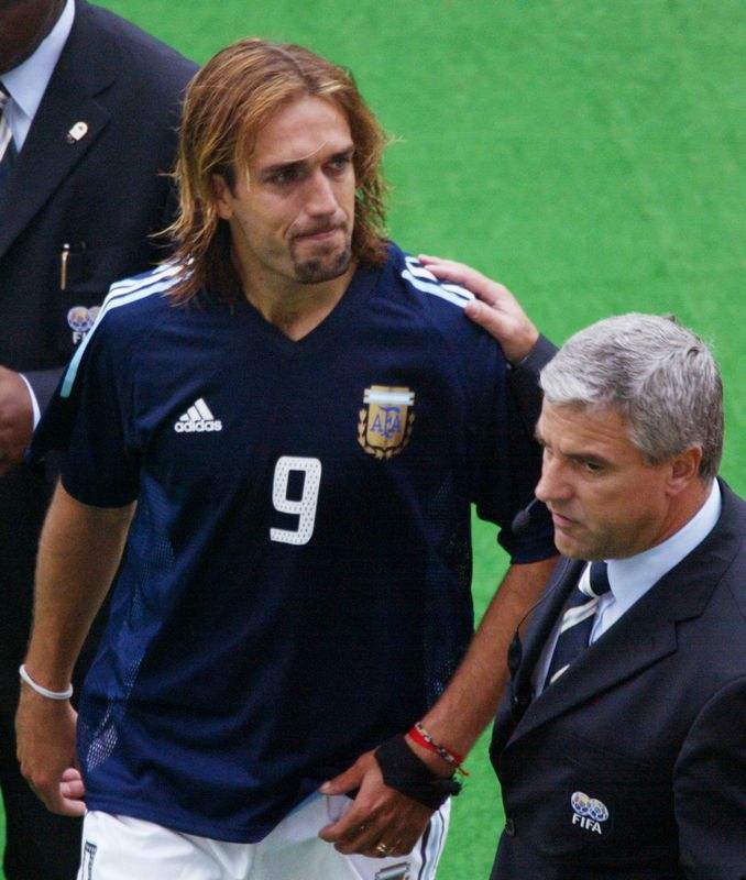 虽然每届都当作夺冠热门,队中也一直有着如贝隆,奥特加和西蒙尼等球星