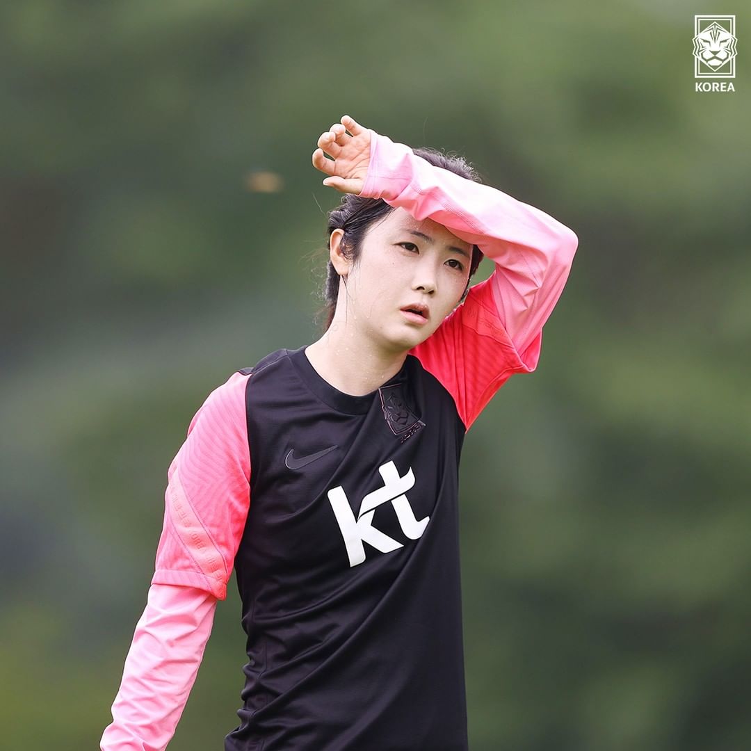 伤愈复出的李玟娥入选韩国女足,正在备战东亚杯