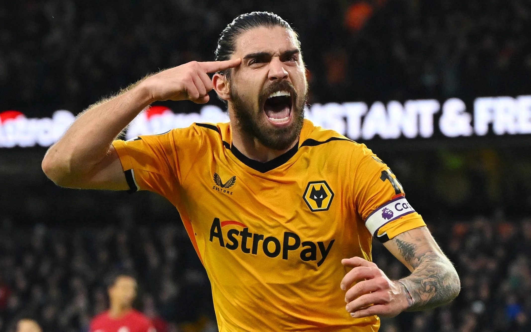 莫雷托内维斯同意去沙特踢完国家队比赛他就会和新月签约