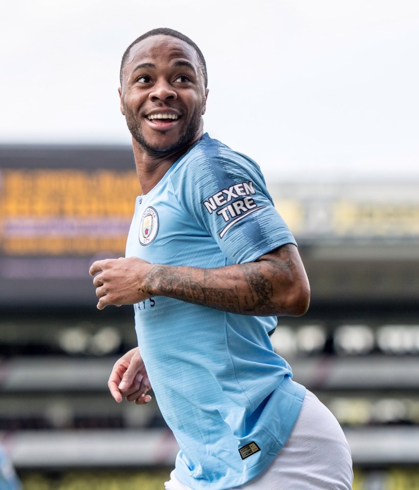 斯特林的小翘臀