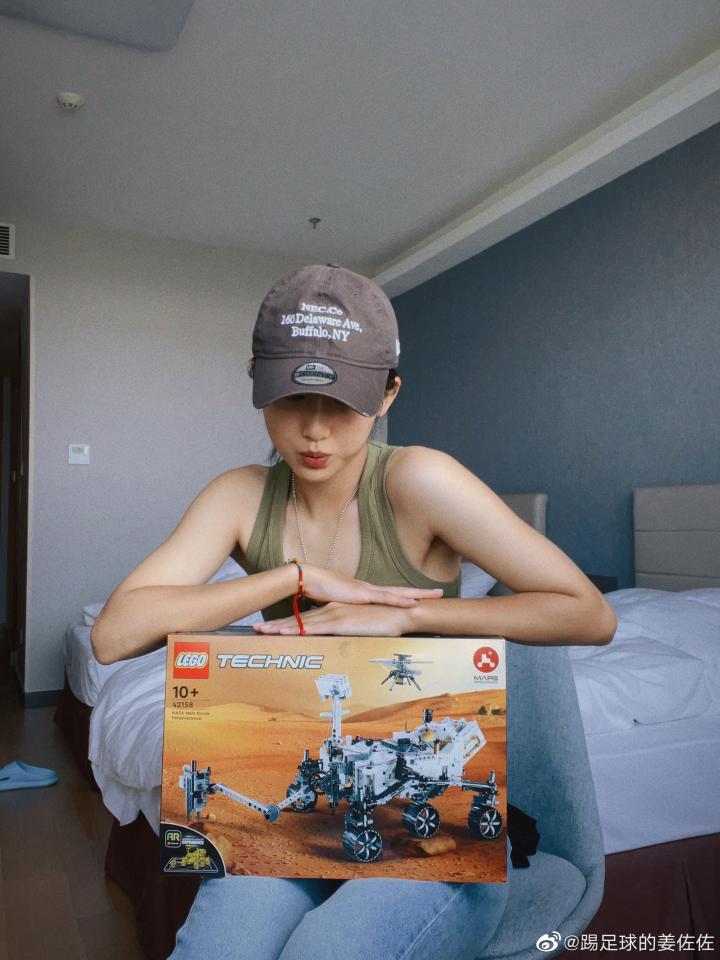 大连人女足姜明佐:休假回家咯!