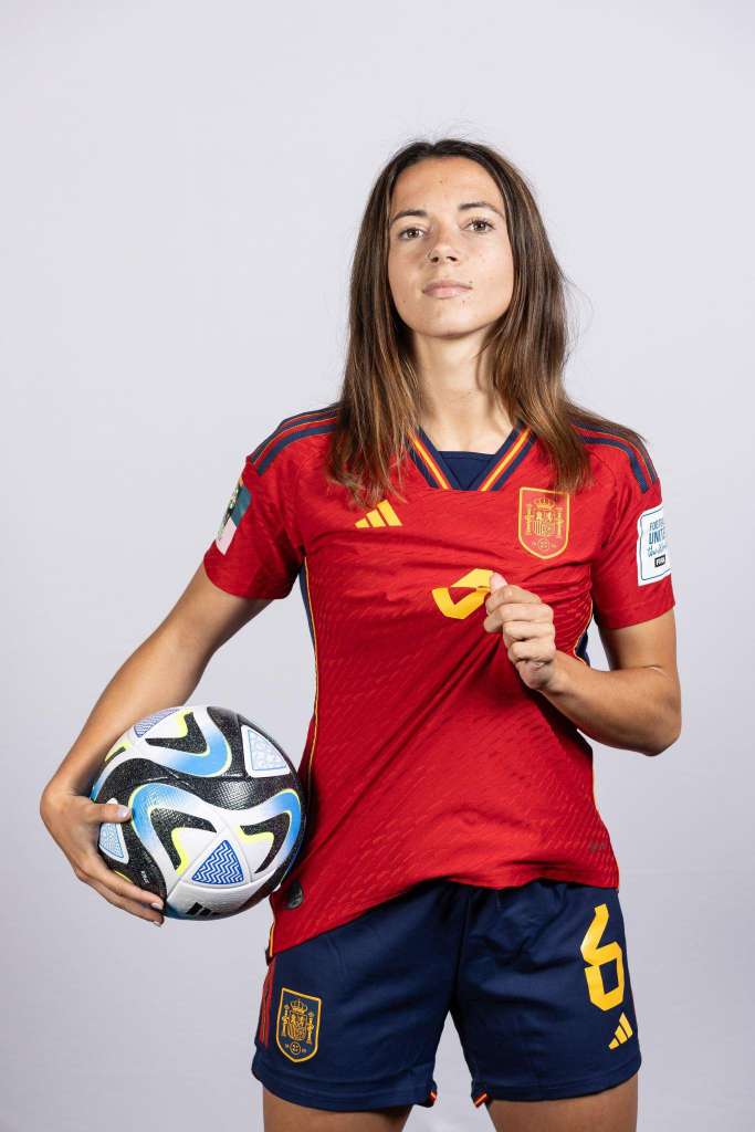 照|西班牙|巴塞罗那|西班牙女足|巴塞罗那女足|艾塔纳-邦马蒂|懂球帝