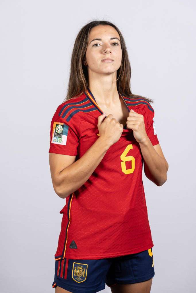 照|西班牙|巴塞罗那|西班牙女足|巴塞罗那女足|艾塔纳-邦马蒂|懂球帝