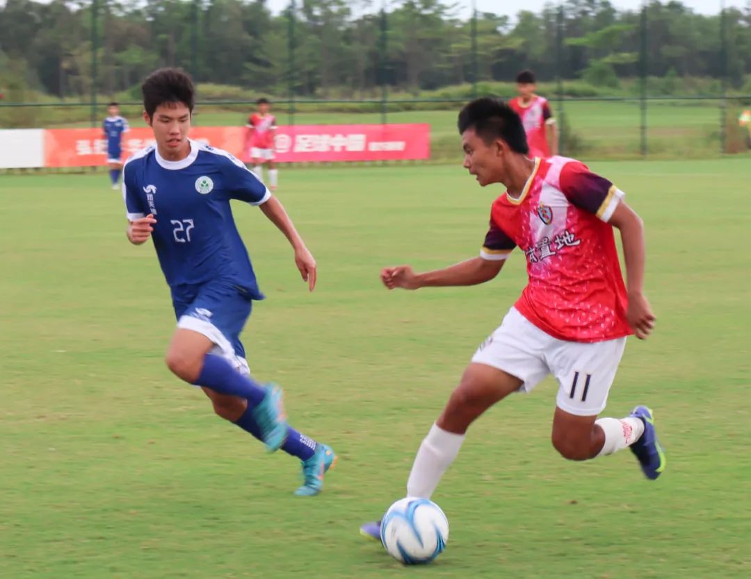 上海嘉定匯龍常規時間內2-2戰平福建男足,在點球大戰中6-5戰勝對手,以