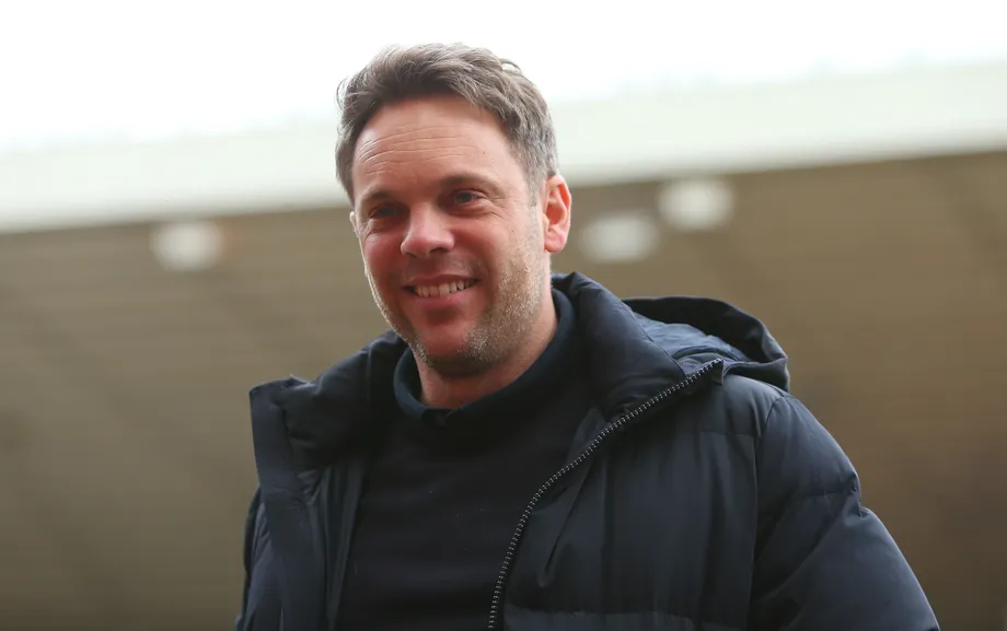 斯图尔 www.dongqiudi.com