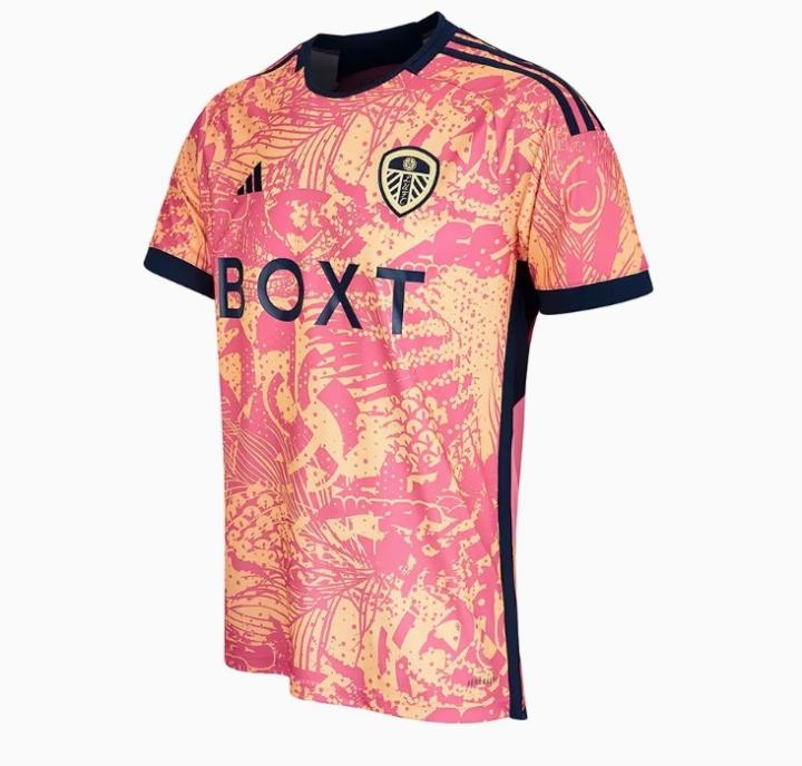 利兹联官方发布新赛季二客球衣,孔雀花纹细节满满|利兹联|懂球帝