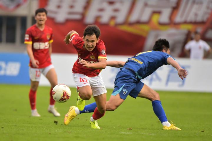 对阵东部劲旅战术布局成焦点 纳什临场指挥备受关注