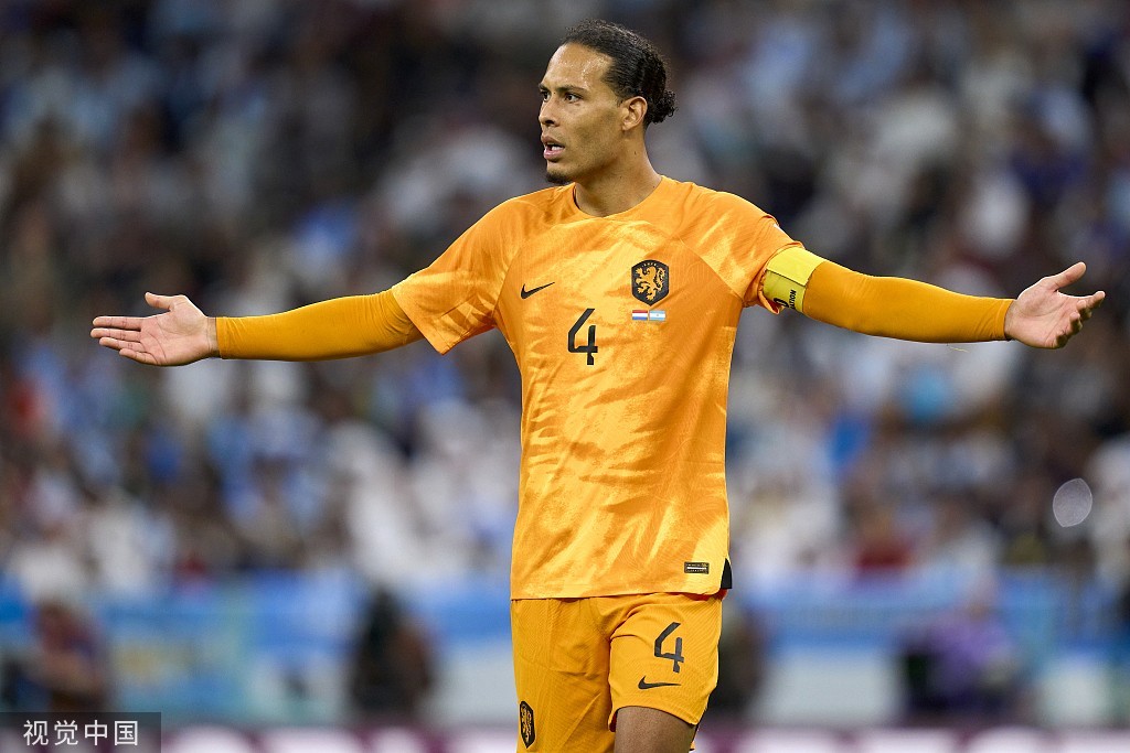 范戴克荷兰迎来了一个新的时代我想今夏赢得欧国联
