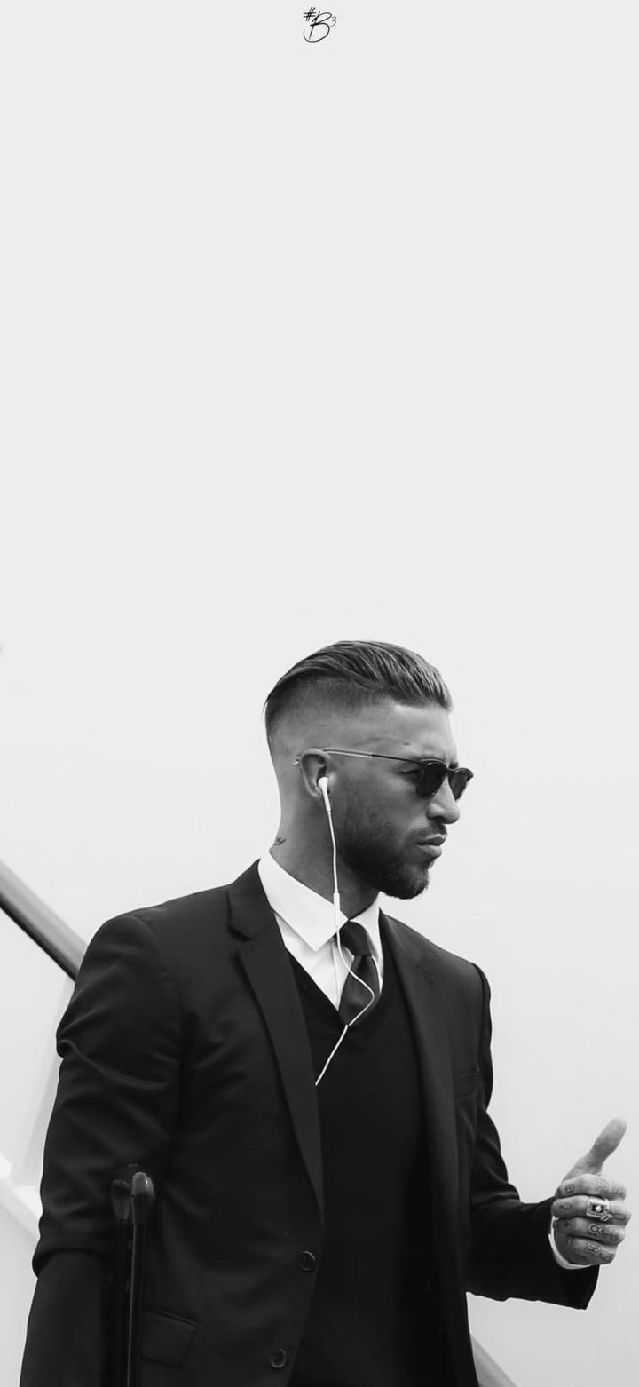 皇马壁纸第五十四期拉莫斯特刊就压着打