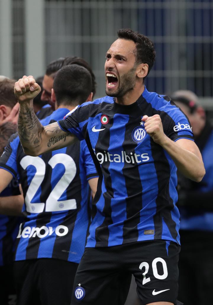 49场比赛4球8助攻73恰尔汗奥卢交出