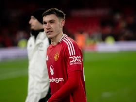 乌加特谈曼联经历和乌拉圭国家队期待