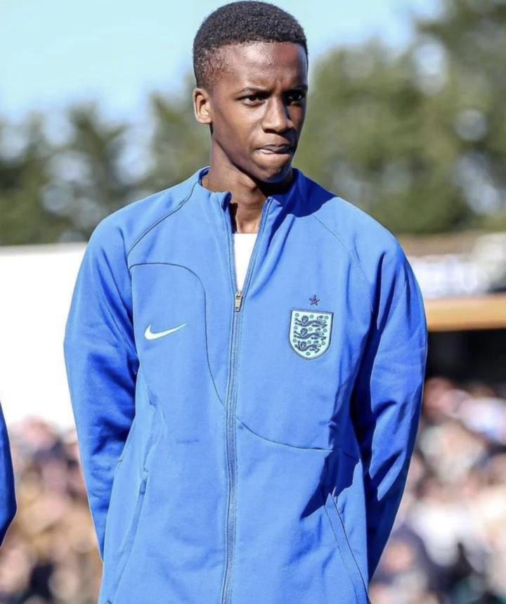 16岁的利物浦小将尼奥尼treynyoni