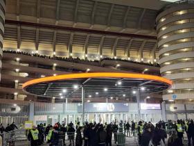 意甲国际米兰球迷抗议欧冠高票价 赛前20分钟保持沉默