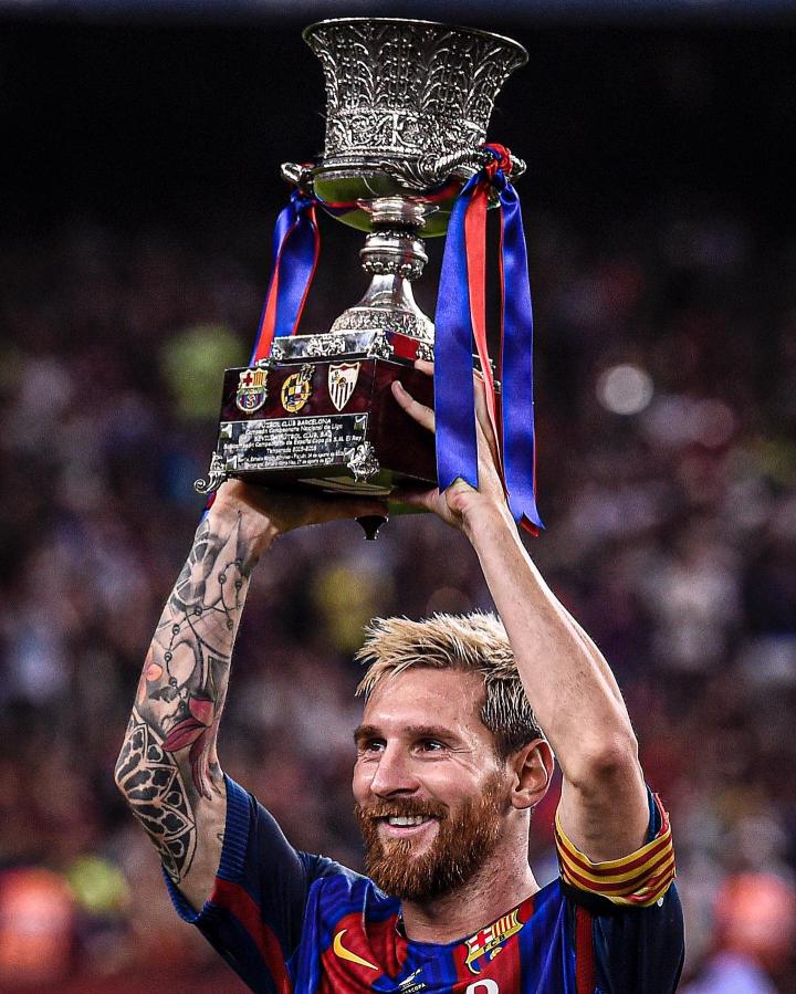 梅西仍然是足球界获得冠军奖杯最多的那个人在美国