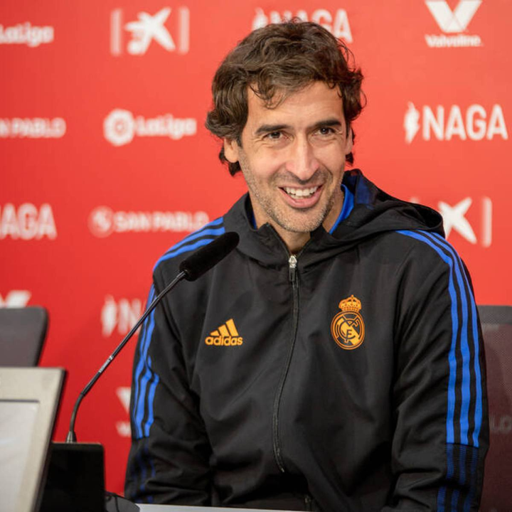 沙尔克04|皇家马德里卡斯蒂亚|劳尔|懂球帝