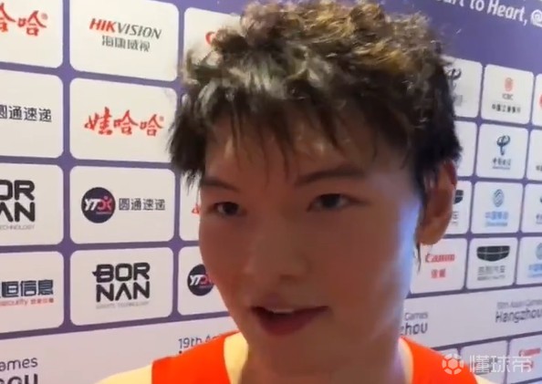 王哲林談被喊MVP：很感謝大家，有在上海男籃主場打球的感覺