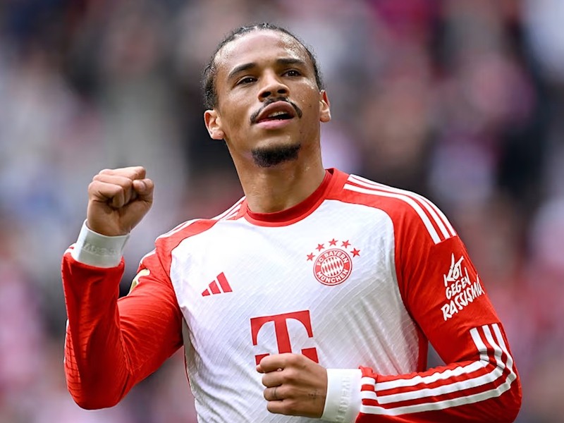 官方:萨内获得拜仁九月球迷票选最佳球员