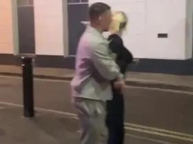 纽卡斯尔球员特里皮尔被曝约会OnlyFans模特