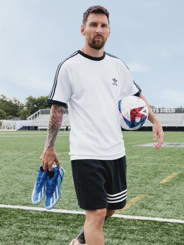 战靴梅西adidasmariner