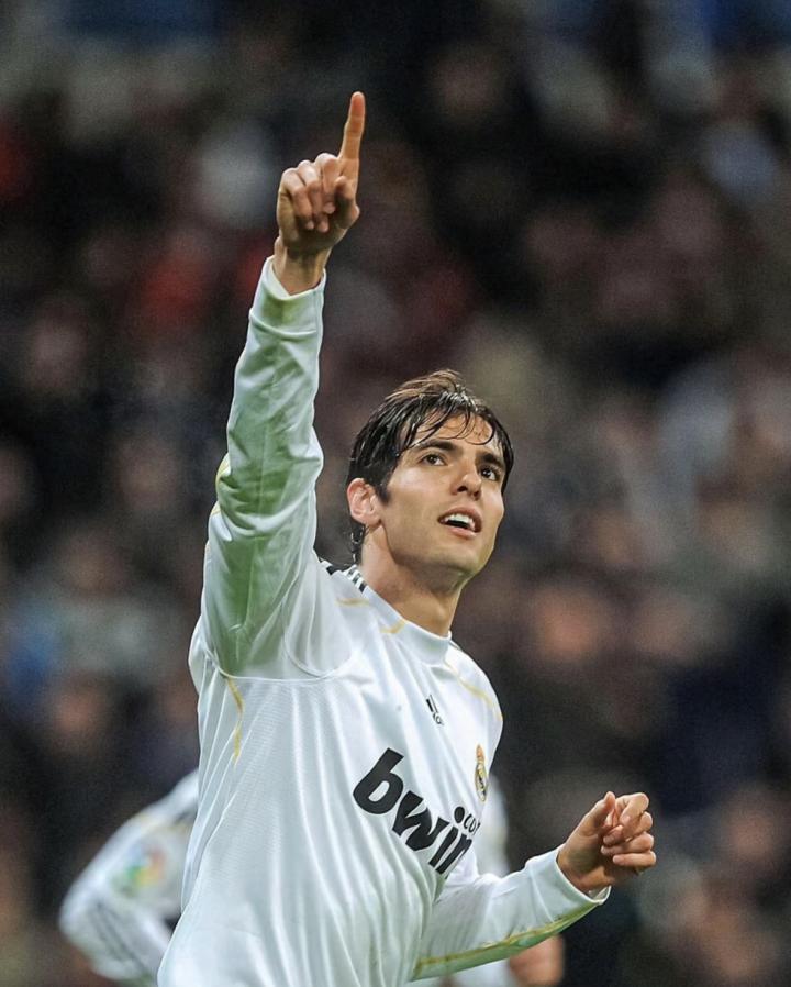 皇马记忆 :本期卡卡皇马时期帅照|皇家马德里|卡卡|懂球帝