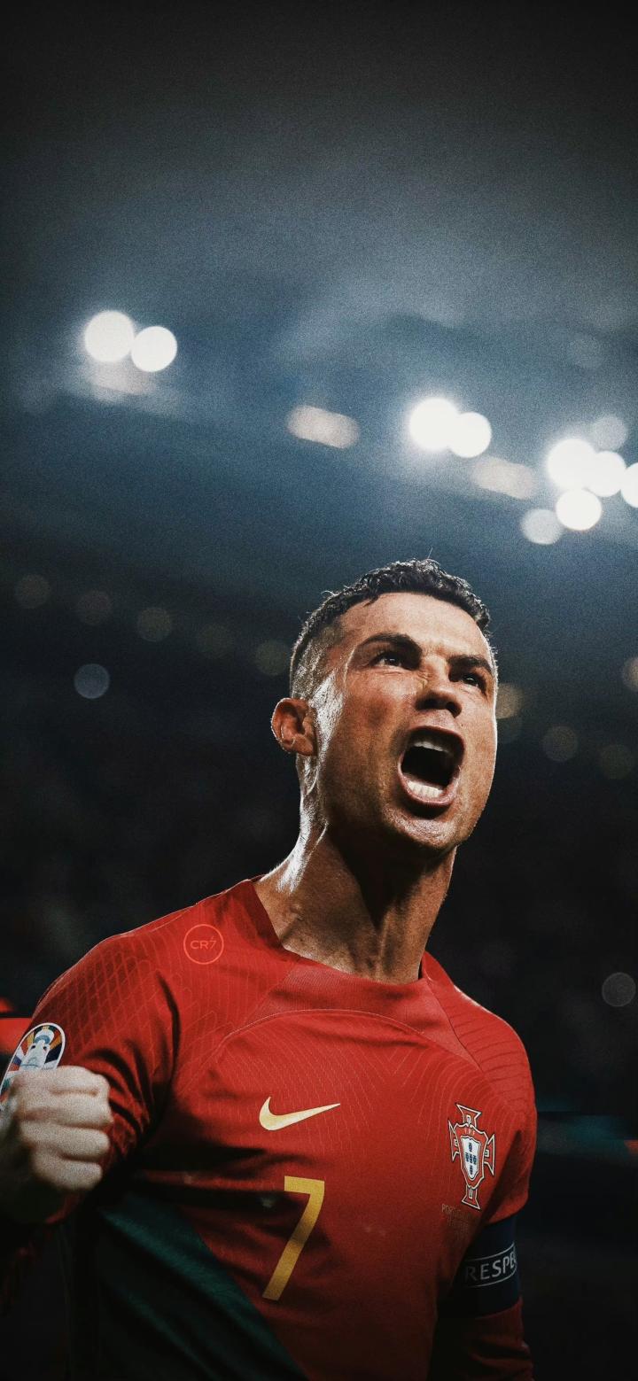 c罗本场壁纸&小小罗|葡萄牙|利雅得胜利|c罗|懂球帝