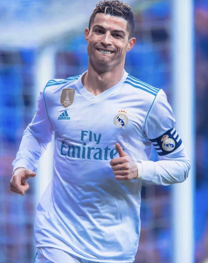 c罗皇马曼联时期老照片你更喜欢曼联c罗的青涩