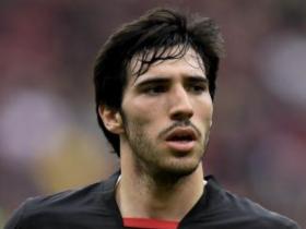 托纳利赞国米皮奥利如父亲 足球团队团结心态佳