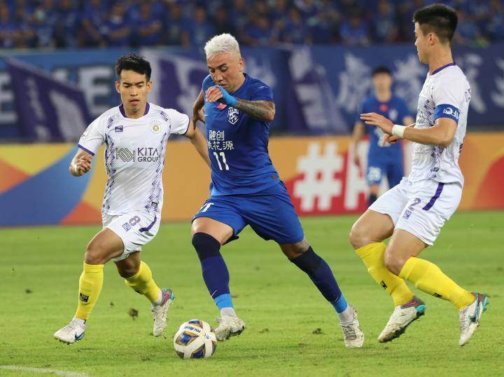 战报韦世豪马尔康建功武汉三镇取亚冠首胜