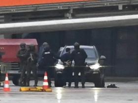劫持女儿造成机场关闭的男子已被捕，每体：巴萨可直飞汉堡了