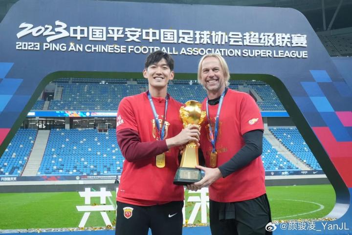 颜骏凌专访:我跟雷哥关系非常好;世预赛一定要拿下泰国|中国|山东泰山