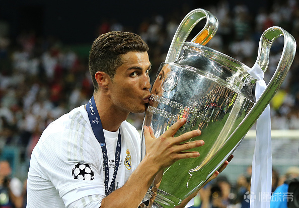 这个男人总是会带给我们惊喜c罗打进超远距离吊