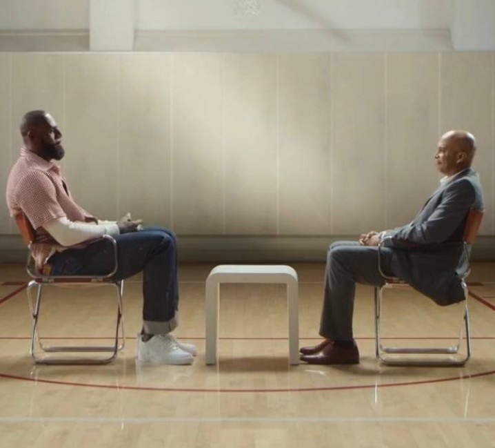 蘇群：詹姆斯真的要宣布一個(gè)重大決定，還是只是推一個(gè)廣告？