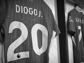 Portuguese footballer Diogo Jota dies in car accident at the age of 28