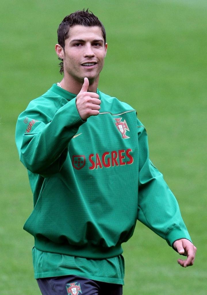 c罗记忆c罗08年在葡萄牙国家队照片