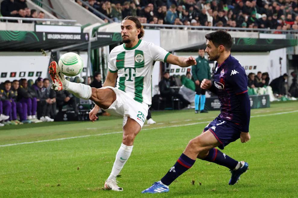 欧战小组赛不败出线紫百合第2次做到费伦茨成首支匈球队